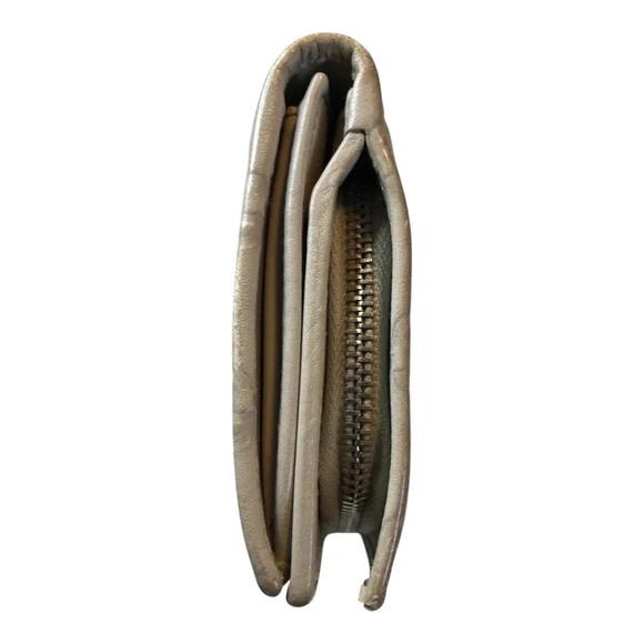 GUCCI GUCCISSIMA Continental Flap Wallet with GG Zipper Pull- Taupe